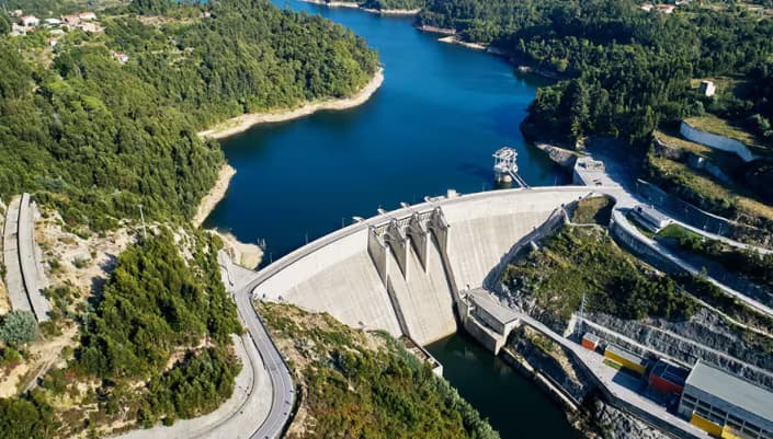 Projeto Sirenes: Integração de Segurança de Barragens e Modernização do PI System